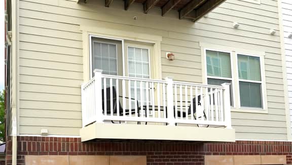 Parklands - Balcony Room - Image 2